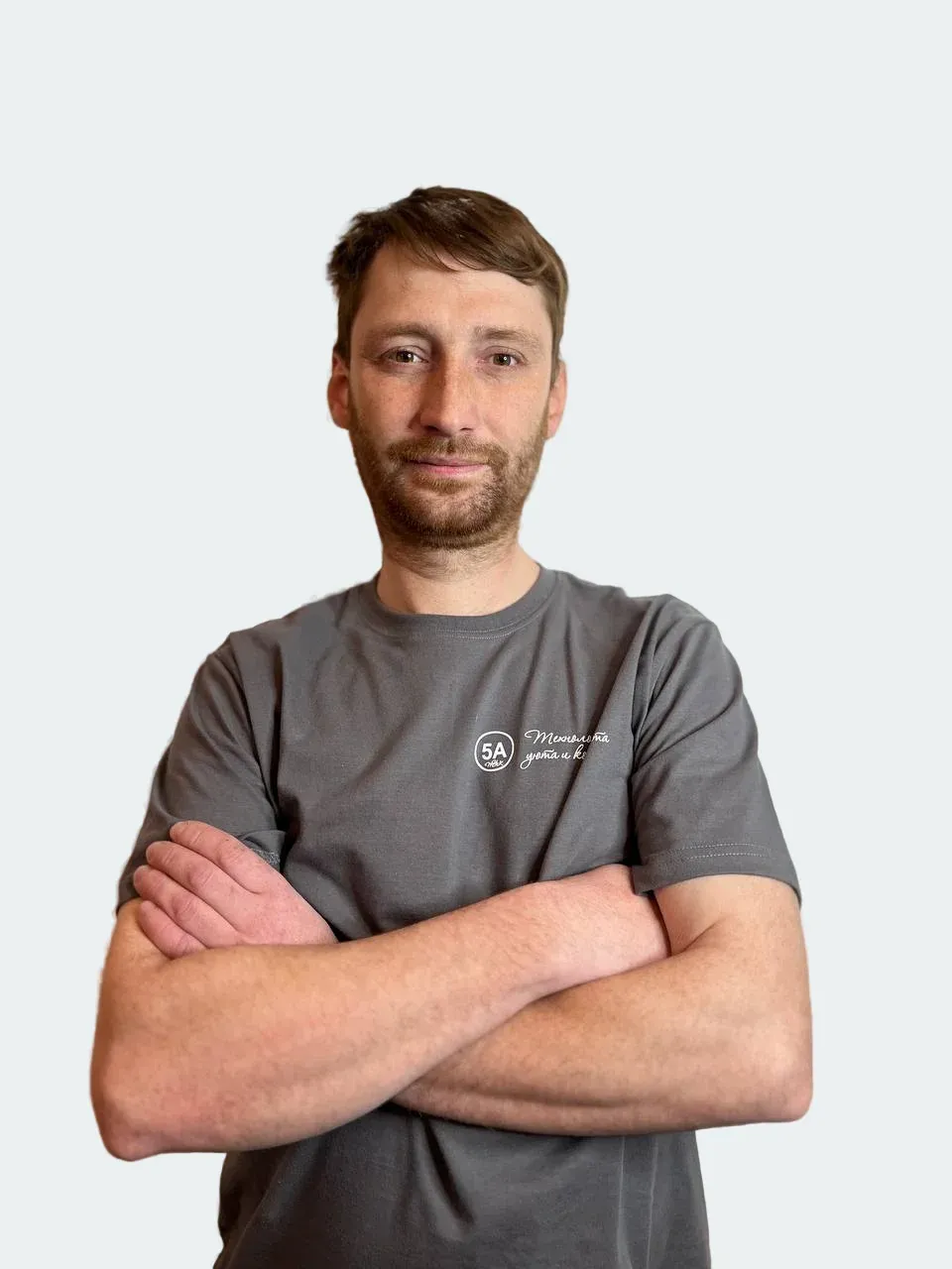 Кенжибаев Роман, монтажник окон ПВХ (с 2011 года):