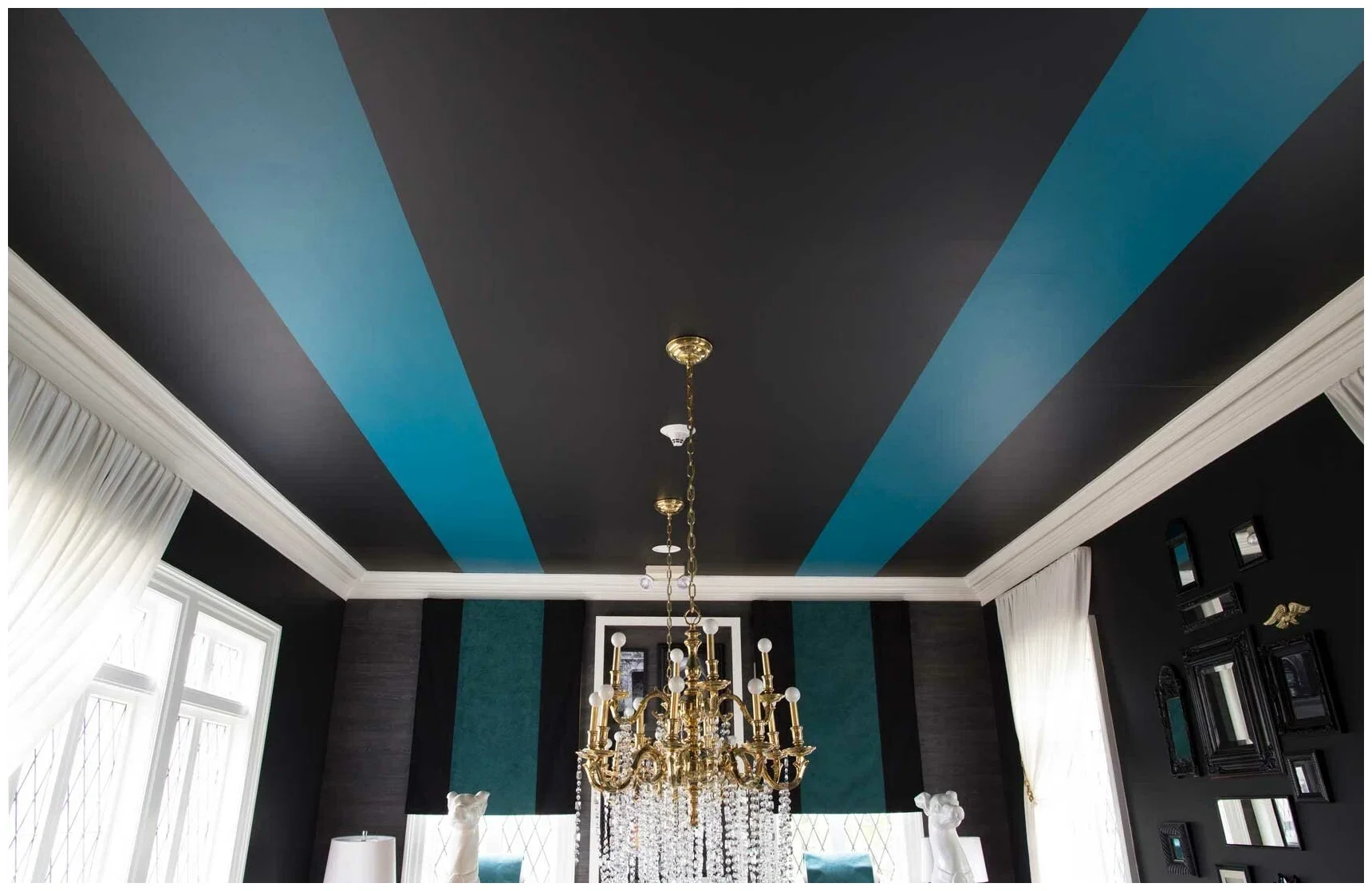 Цветные потолки